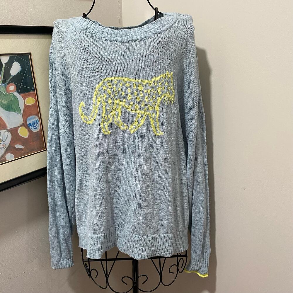 LOU & GREY Leopard Pullover Sweater SIZE LARGE Crew Neck Lightweight Knit